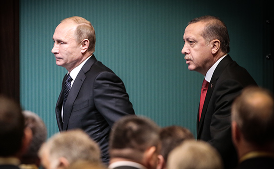 ANKARA, TURKEY. DECEMBER 1, 2014. Russia's president Vladimir Putin (L) and Turkey's president Recep Tayyip Erdogan seen ahead of a joint press conference following a meeting of the High-Level Russian-Turkish Cooperation Council (HLCC). Mikhail Metzel/TASS Турция. Анкара. 1 декабря. Президент России Владимир Путин и президент Турции Реджеп Тайип Эрдоган (слева направо) перед началом совместной пресс-конференции по итогам заседания Совета сотрудничества высшего уровня между Россией и Турцией. Михаил Метцель/ТАСС