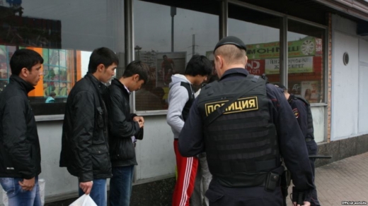 Көліктегі фротаждық бейне