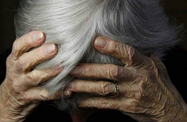 Қайын атамды секс видеосымен арбады