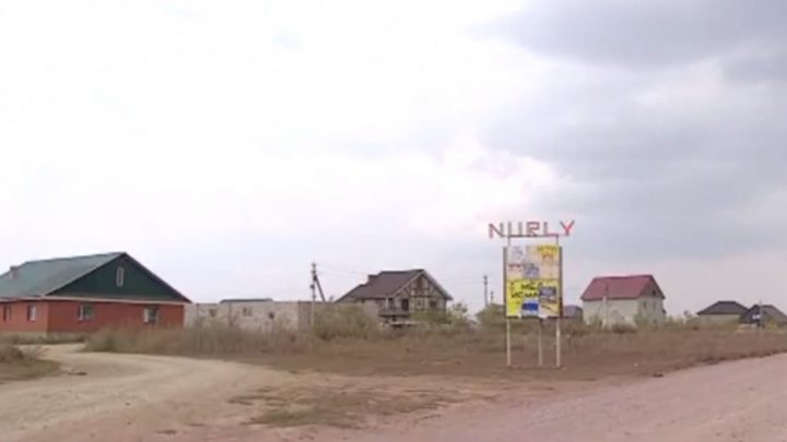 Мен әйеліме қара жігітпен секс видеосын бердім.